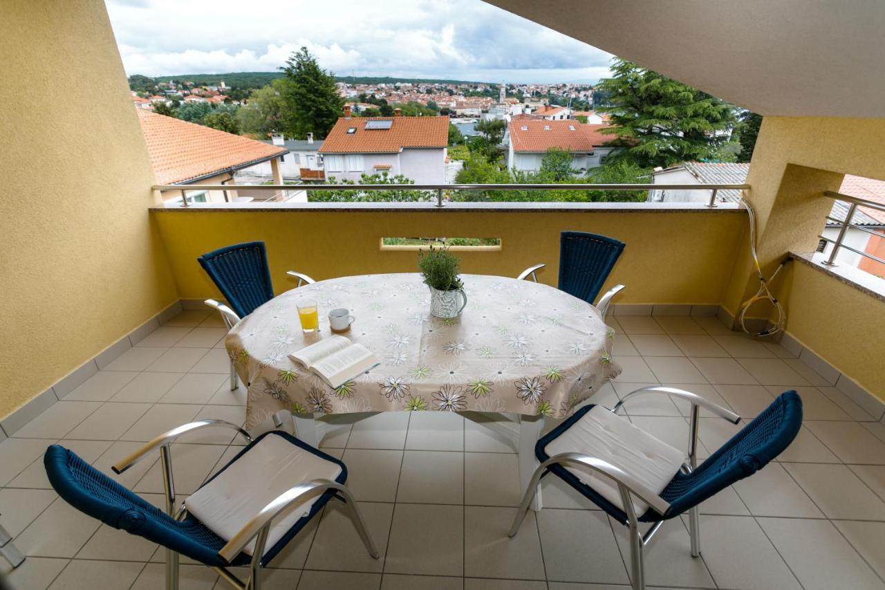 Apartman Sintic คิร์ก ภายนอก รูปภาพ